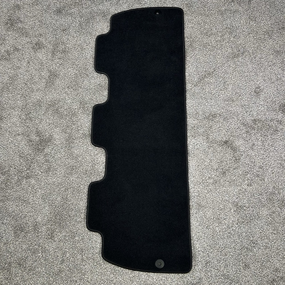 Chrysler Pacifica Rear Floor Mat Assembly 5SN22DX9AC One Piece Long Carpet Black